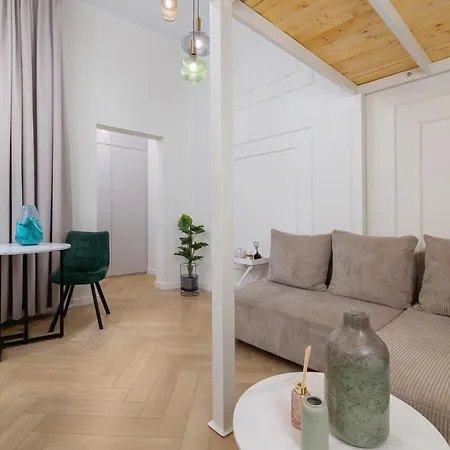 With Balcony - Berka Joselewicza 5 Kraków