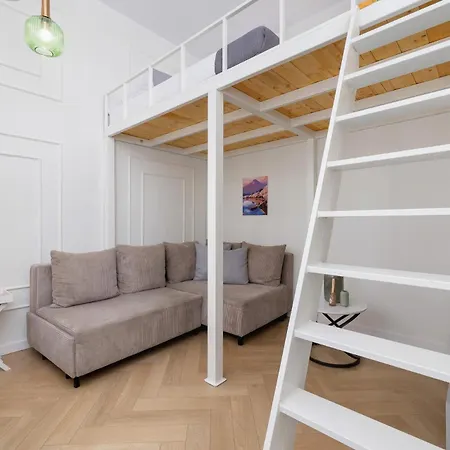 With Balcony - Berka Joselewicza 5 Apartamento